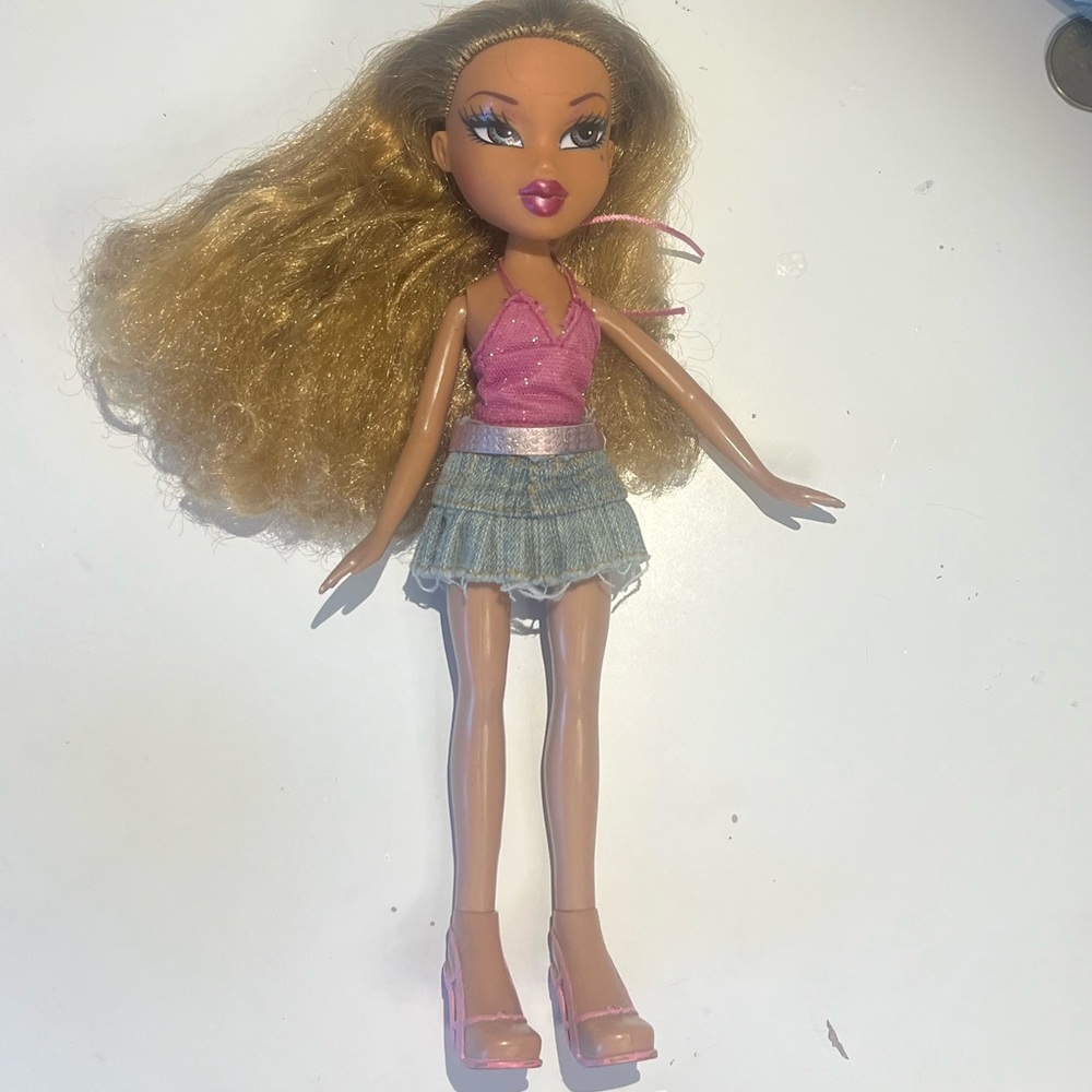 Bratz step out Yasmin doll 2005